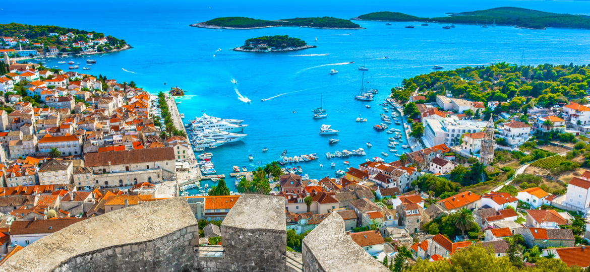 007-hvar-001
